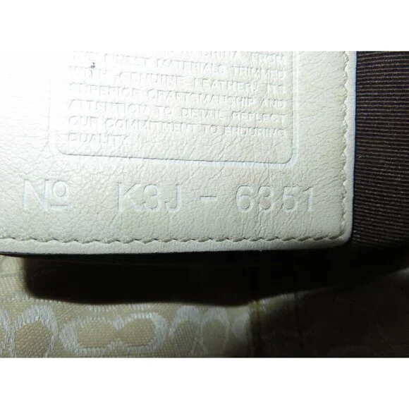 Coach 2003 Cream & White Canvas and Leather Signature Demi Baguette Shoulder Bag - Picture 7 of 12